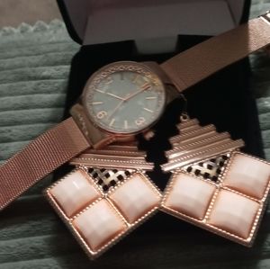 Rose colored gold jewelry set